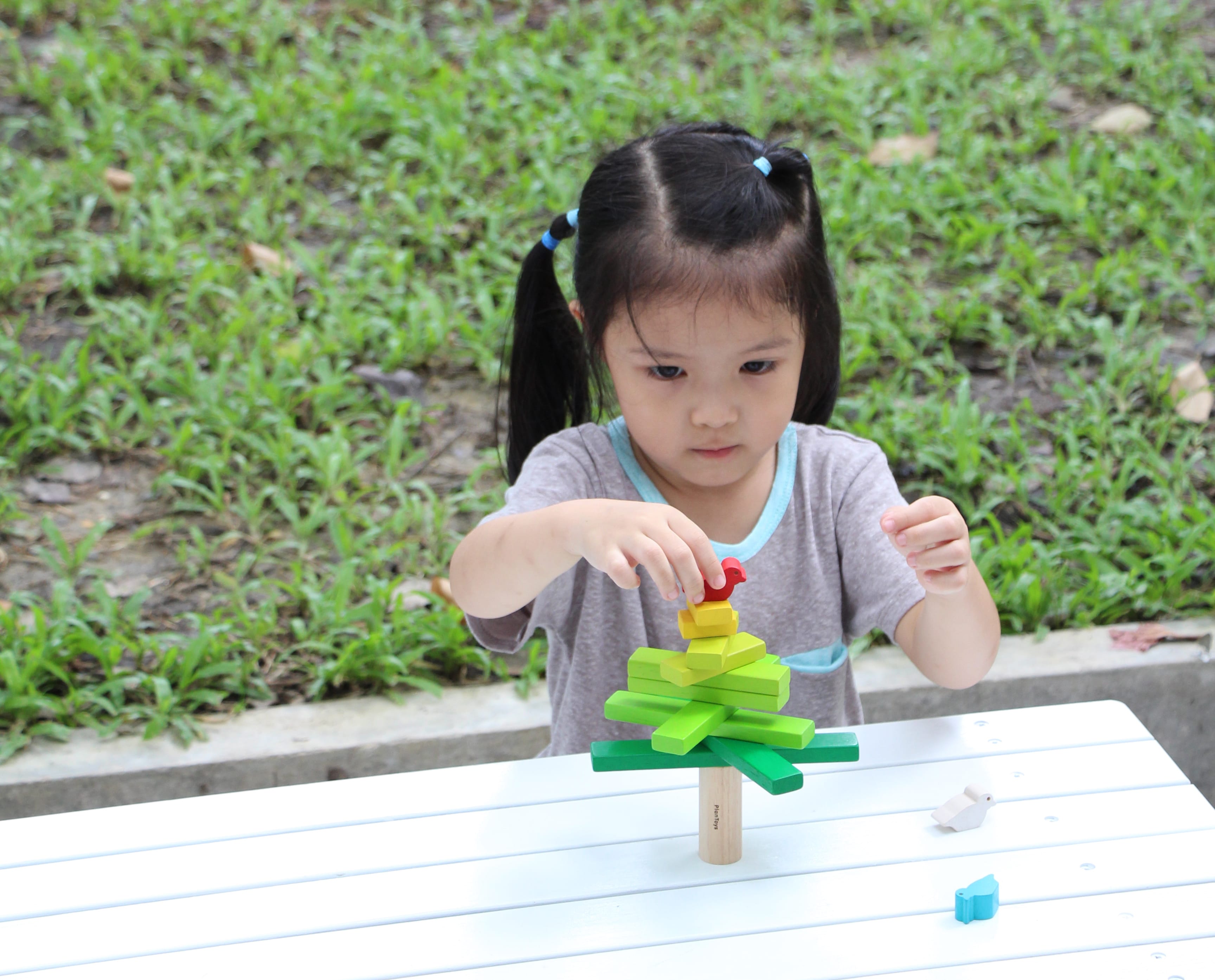 plan toys tree